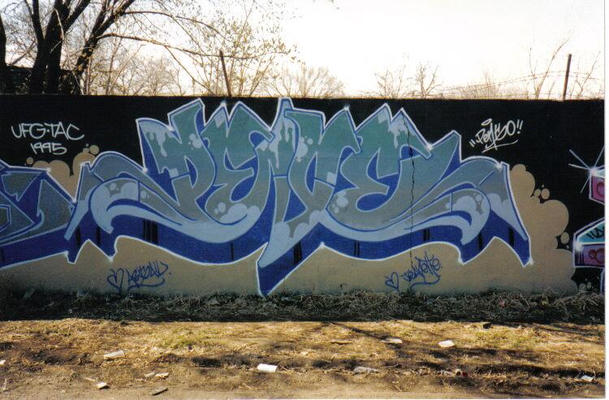 pengo_2016_199_019
